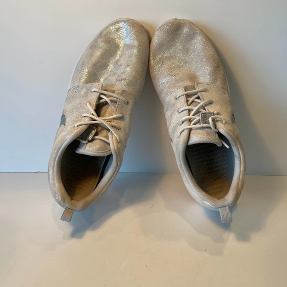 Nike Roshe One PRM Running Shoes Womens Off White US 9.5 - Picture 5 of 8